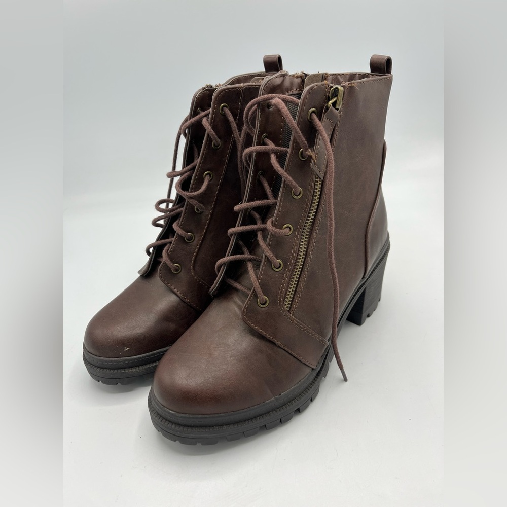 Soda Dark Brown Lace-Up Boots
